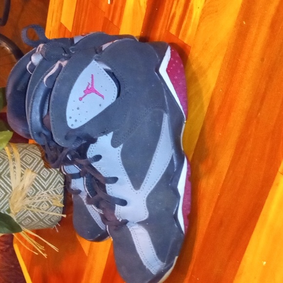 Jordans retro 7 size 1 youth boys grey on black - Picture 1 of 3